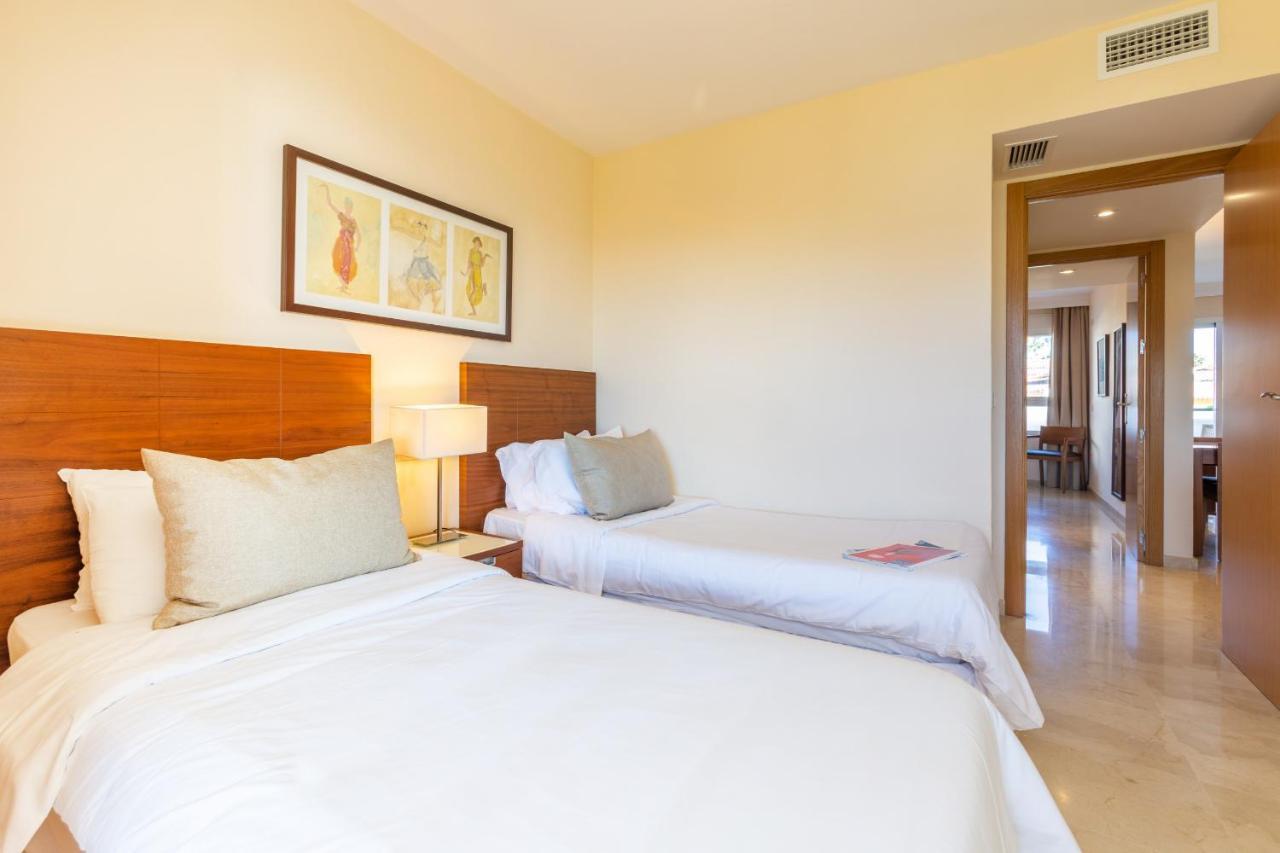 Playa & Beach Apartments Mijas Costa & Fuengirola By Alfresco Stays El Faro Екстер'єр фото